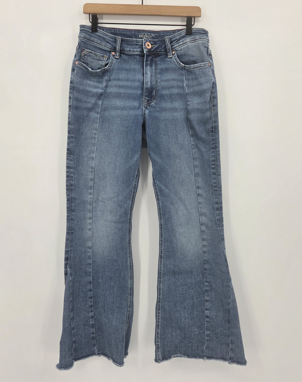Edgely High Rise Front Seam Flare Jeans Stretchy Raw Hem Cowgirl Chic Size 14
